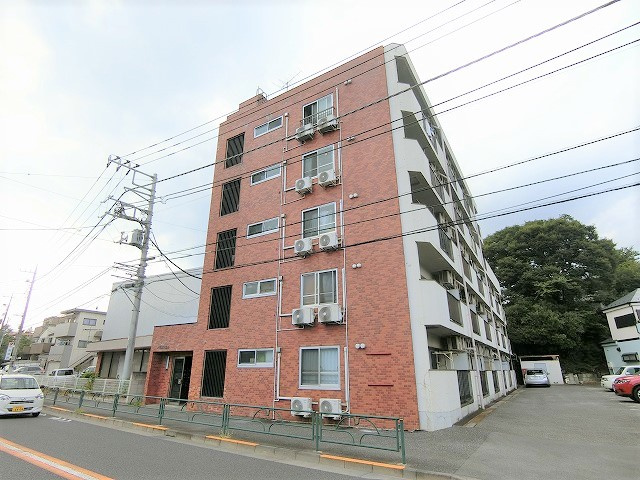 パピヨン渓北の外観