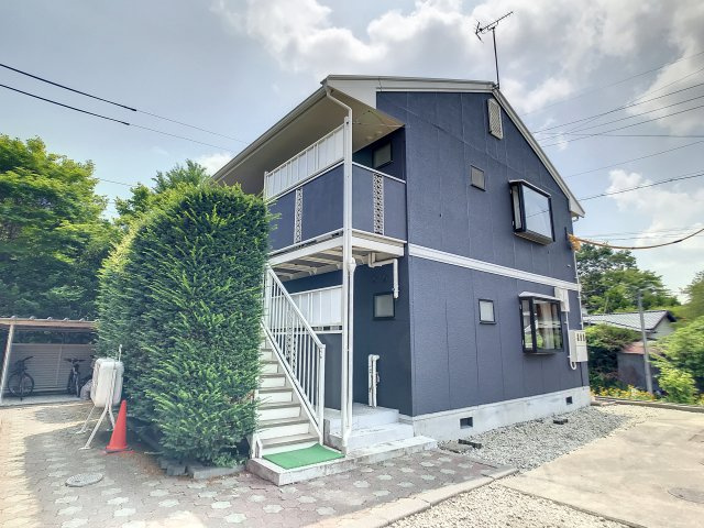 [ｾﾞﾛ賃] キミと育むストーリーの外観|外観も塗りなおしてシックで落ち着いた印象になりました！