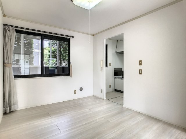 [ｾﾞﾛ賃] キミと育むストーリーの居間・リビング