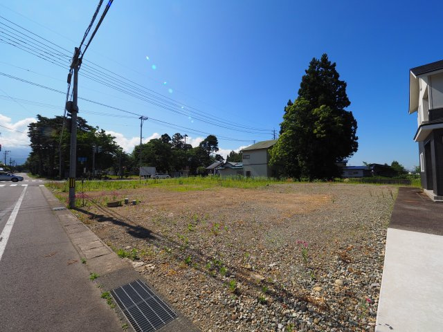  | 【建築条件なし】美郷町本堂城回 290.7坪 角館六号線に面した店舗・事務所・工場・アパート・事業用・投資用土地