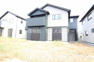 【外観】 | 【2号棟】約17帖の広々としたLDKの4LDK新築住宅☆