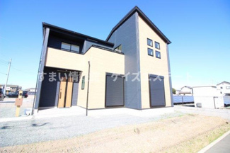 【外観】 | 【2号棟】約17帖の広々としたLDKの4LDK新築住宅☆
