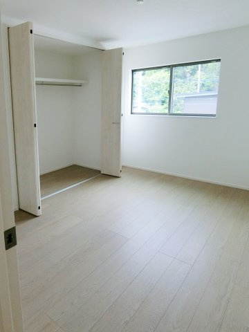 広島市安佐北区可部東４丁目　新築一戸建て（全４棟）の洋室