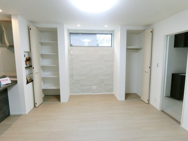 広島市安佐北区可部東４丁目　新築一戸建て（全４棟）の居間・リビング