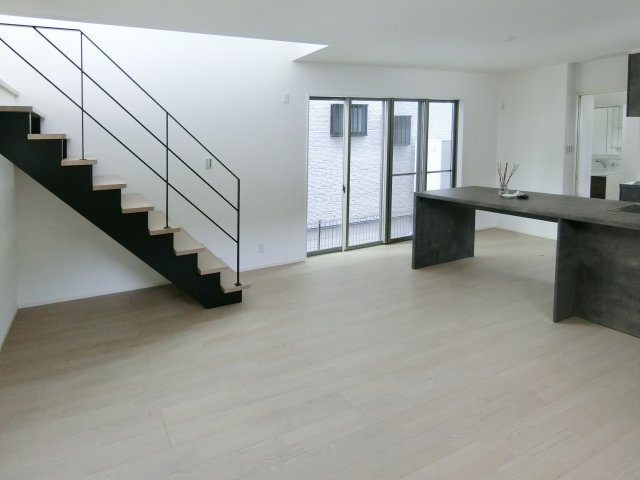 広島市安佐北区可部東４丁目　新築一戸建て（全４棟）の居間・リビング