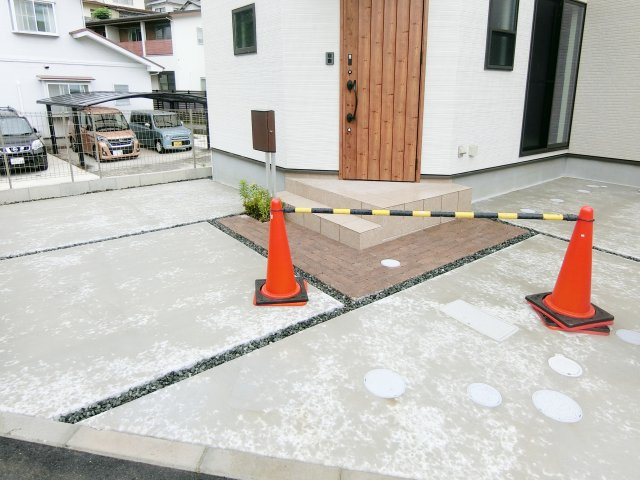 広島市安佐北区可部東４丁目　新築一戸建て（全４棟）の駐車場