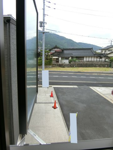 広島市安佐北区可部東４丁目　新築一戸建て（全４棟）の前面道路含む現地写真