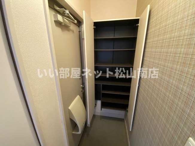 【玄関】 | ヴェルデ　コンフォルトＮ