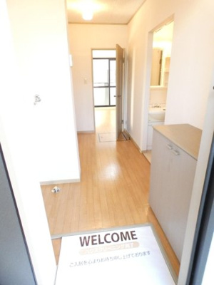 【玄関】 | ジュネス・Ｋ | 落ち着いた玄関です