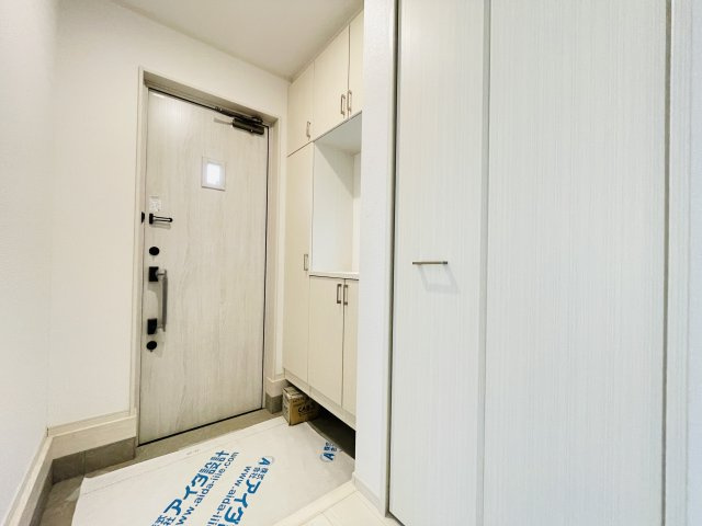 【玄関】 | 熊谷市上之P6  いろどりアイタウン　中古戸建　