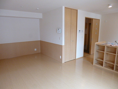 【居間・リビング】 | アルフォート | 東面リビング