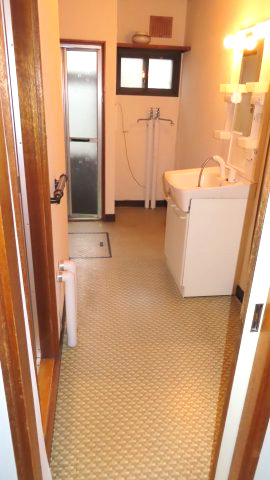 【ランドリースペース】 | 北見市公園町１０１番地１、１０２番地４　中古売家