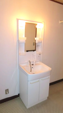 【脱衣所】 | 北見市公園町１０１番地１、１０２番地４　中古売家