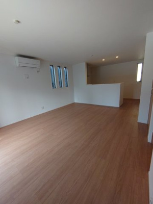 【居間・リビング】 | Kolet岩槻8 | ゆったりとした居間です