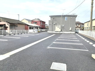 【駐車場】