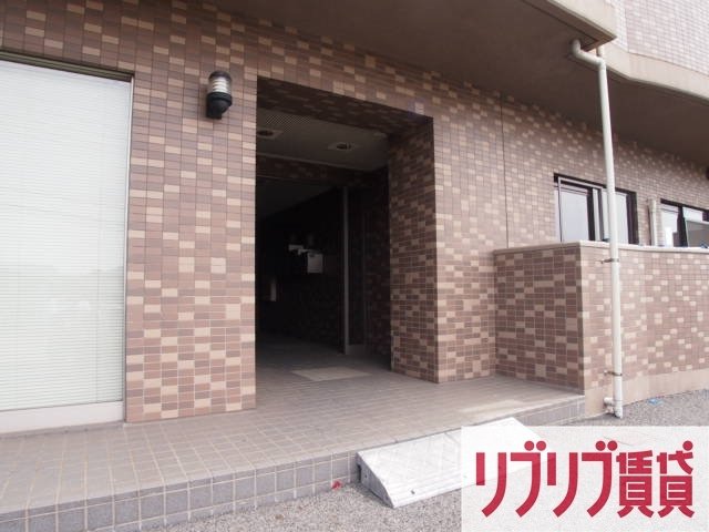 パストラル千葉のエントランス
