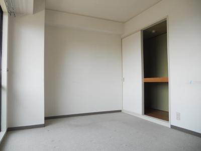 フェニックス堀川の内装|洋室・西側