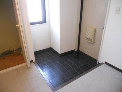 フェニックス堀川の内装|玄関