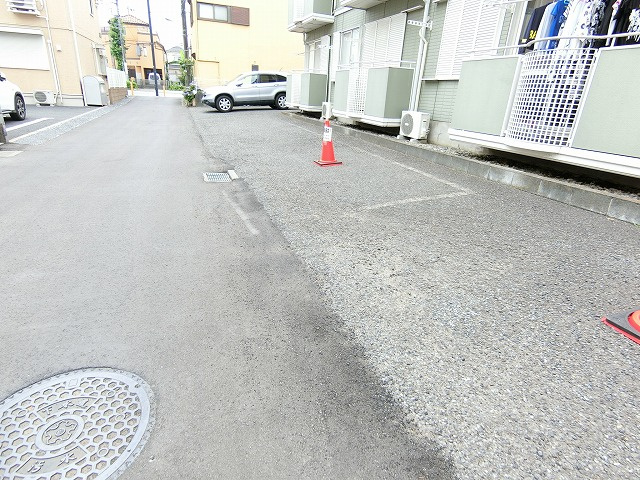 アネックス壱番館の駐車場