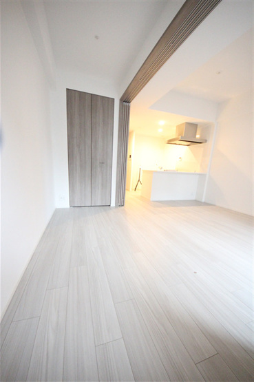 【居間・リビング】 | S-RESIDENCE堺筋本町Deux