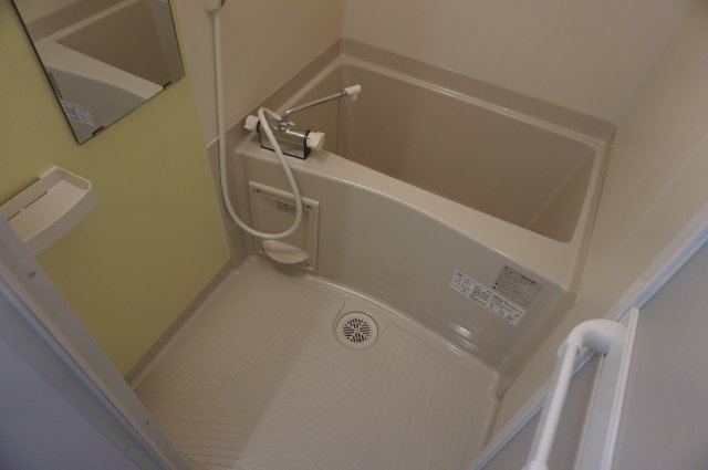 LEPUS御厨B棟の浴室