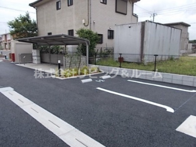 【駐車場】 | ローズベルⅡ
