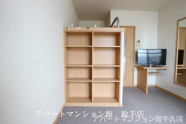 レオパレスソレーユ花園の収納