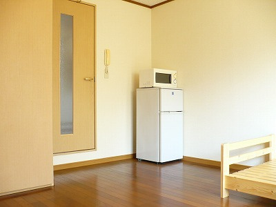 レオパレススカイハイライズの居間・リビング