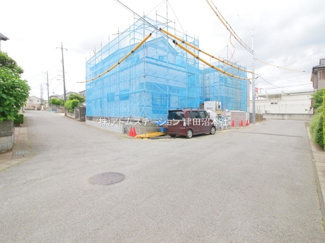 【前面道路含む現地写真】