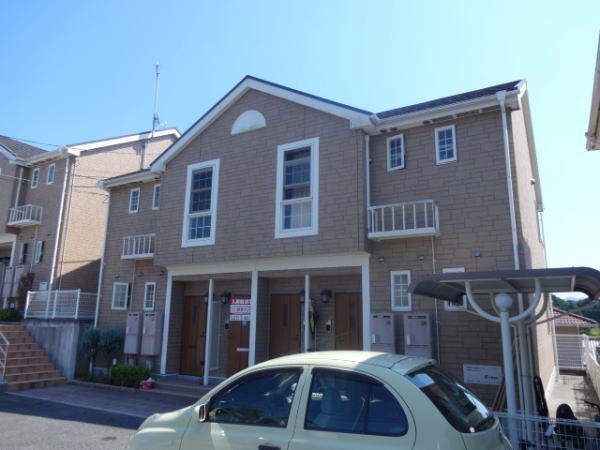 宗像市日の里７丁目のアパート