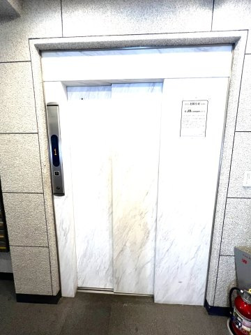 東駒形ハイデンスのその他共用部分|エレベーターは1基