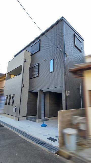 箕面市桜井２丁目の新築一戸建の外観