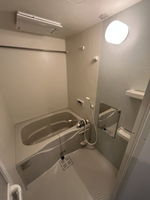 【浴室】 | ロイヤルクォーターⅡ | ※同シリーズ参考画像