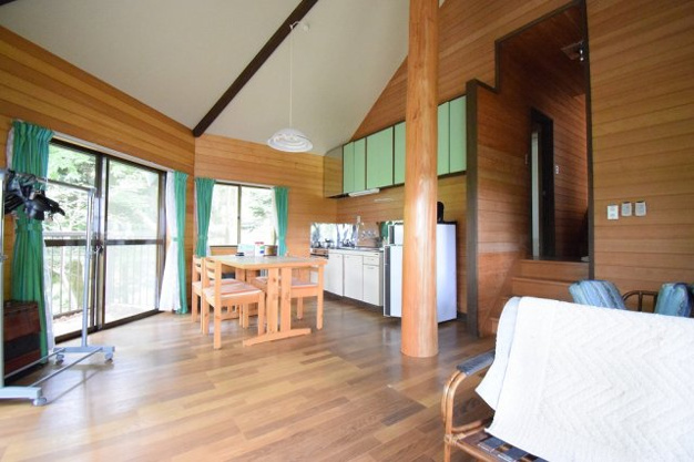 【居間・リビング】 | 東急天城高原別荘地　戸建