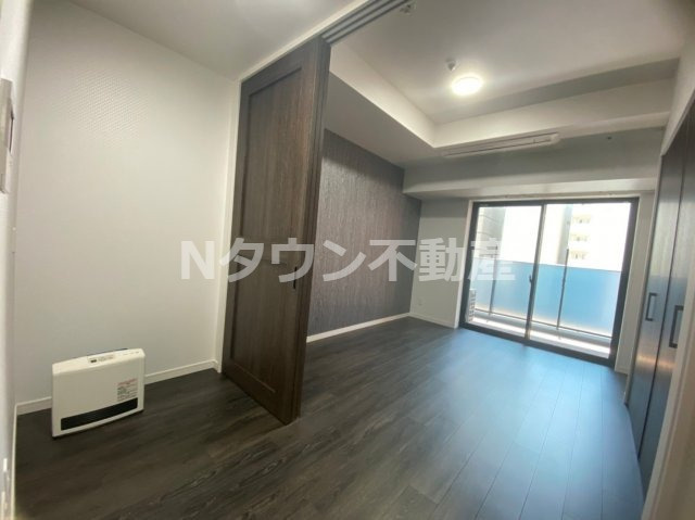 【居間・リビング】 | さくらHills NISHIKI Platinum Residence | ゆったりとした居間です