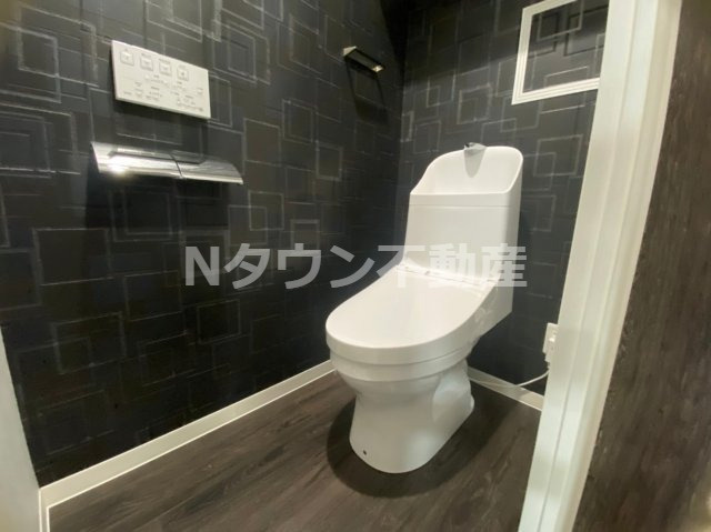 【トイレ】 | さくらHills NISHIKI Platinum Residence | 清潔感のあるトイレです