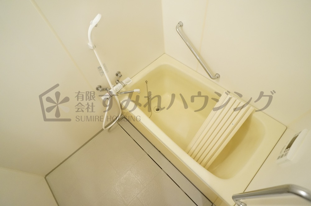 マルシェ伊丹の浴室