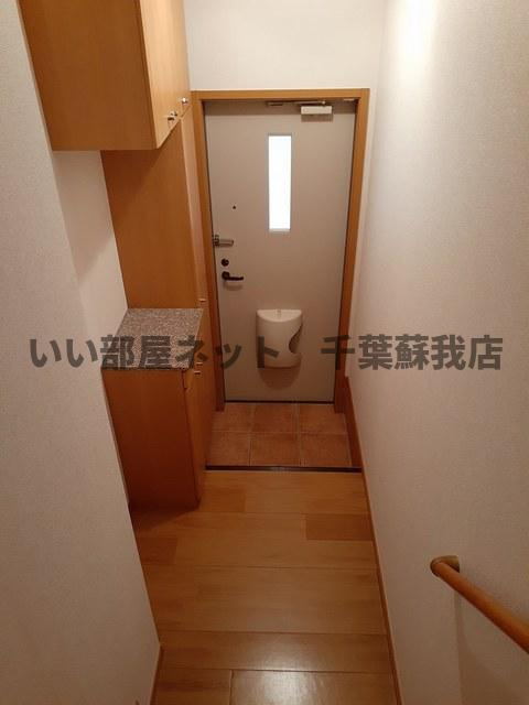 ヒルトップビューＢの玄関|シンプルで使いやすい玄関です