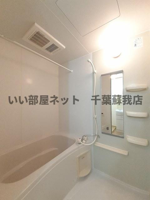 ヒルトップビューＢの浴室|コンパクトで使いやすいお風呂です