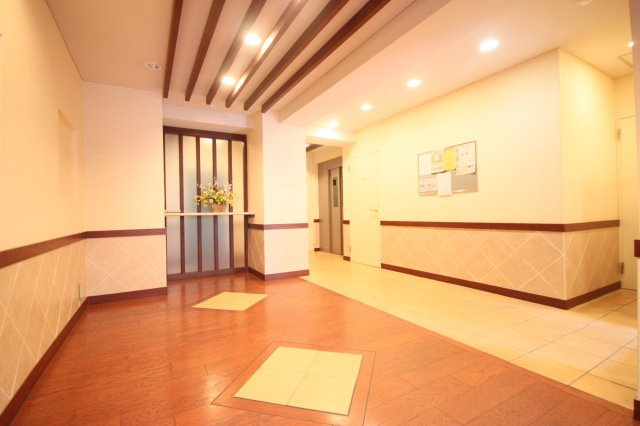 【エントランス】