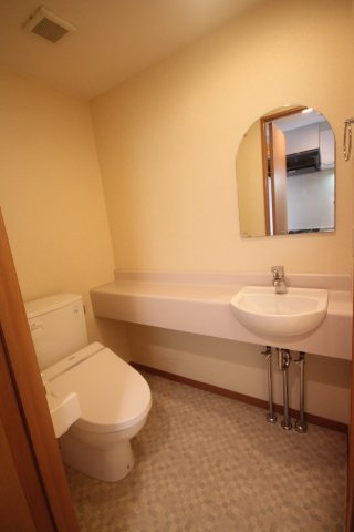 【トイレ】