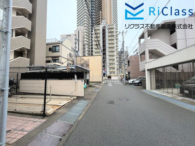 ブロードコースト須磨の駐車場