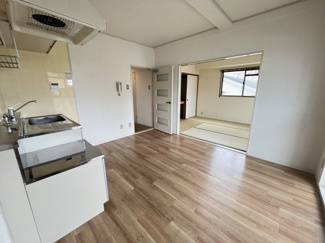 【居間・リビング】 | スターリングハイツ