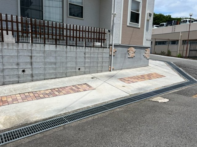 神戸市垂水区本多聞３丁目　中古戸建の駐車場