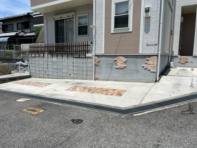 神戸市垂水区本多聞３丁目　中古戸建の駐車場