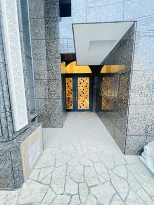 【エントランス】 | SHEWAS REGALIA