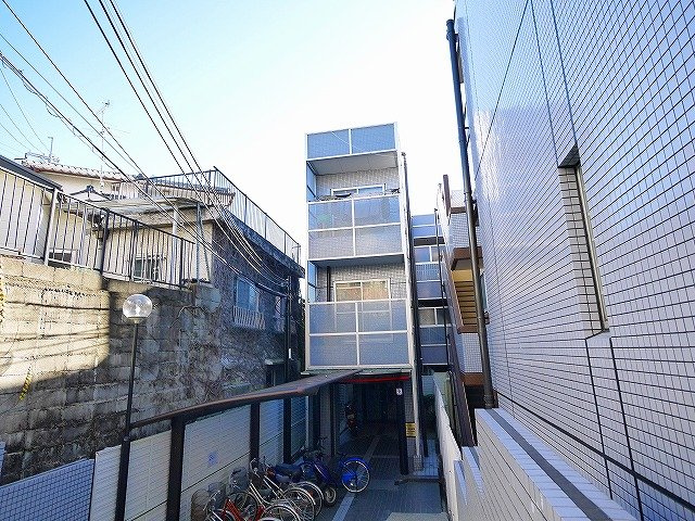 シティパレス生駒谷田町Ｐ６の外観|外観もきれいです