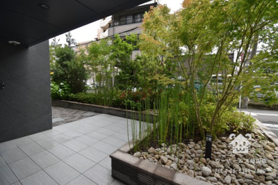 【エントランス】 | ジオエント福島野田 | ゆとりのあるエントランスです