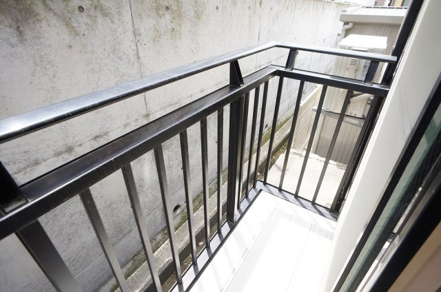 【バルコニー】 | コーポロベリア | 南面バルコニー