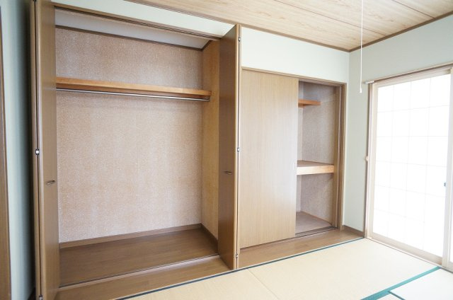 【収納】 | コーポロベリア | クローゼット＆押入で収納たっぷり♪